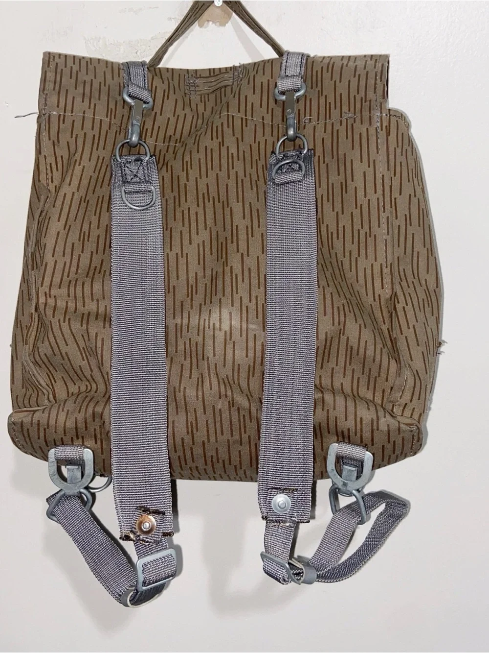 East German Backpack Bag Strichtarn Rain Camo Combat Military Pack   Rucksack